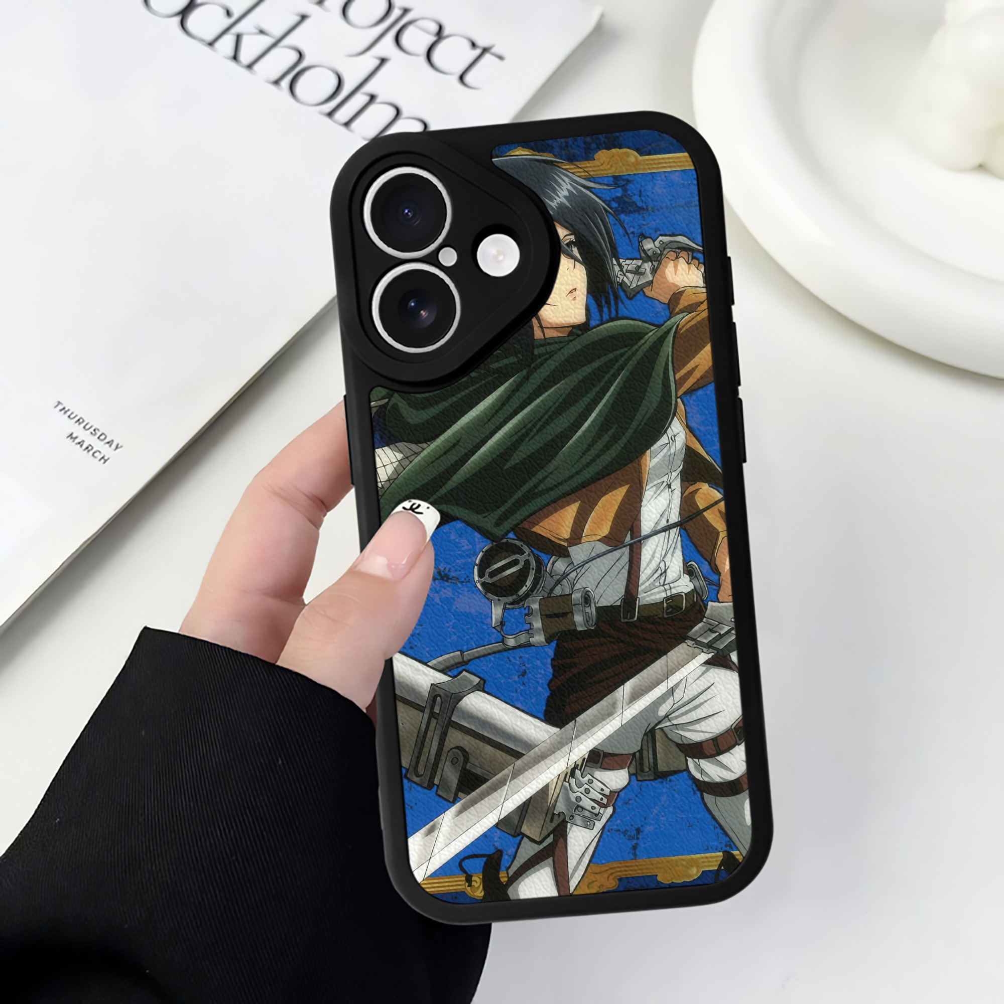 （画像用） 進撃の巨人 Attack on Titan 【iPhone 16シリーズ対応】シリコンスマホケース（レザー調） 材質：シリコン